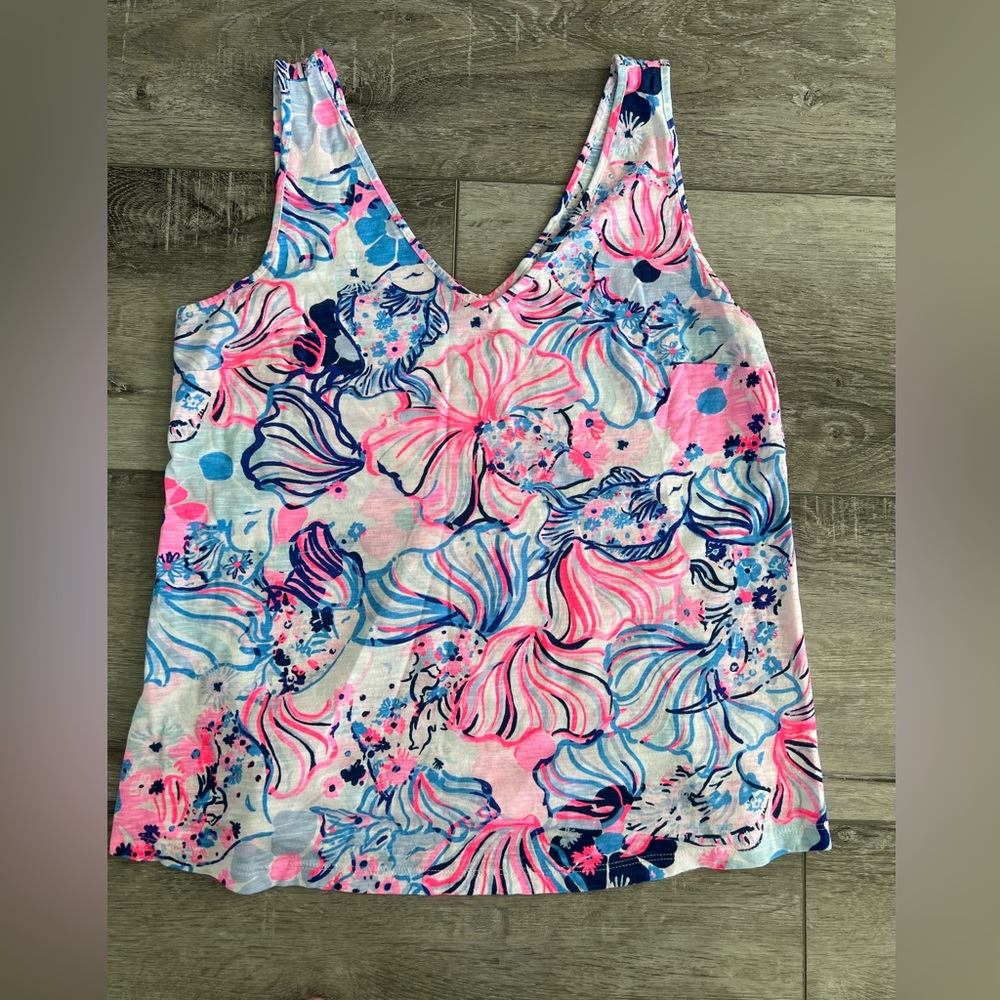 Lilly Pulitzer woman’s size M tank top, slight imperfection at bottom of shirt